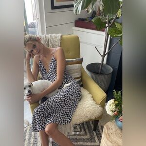 Dress Forum floral V neck midi dress size small